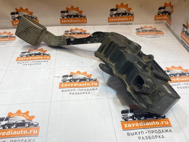 Педаль газа Renault 