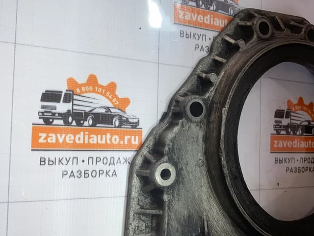 Передняя крышка коленвала  Renault Premium 