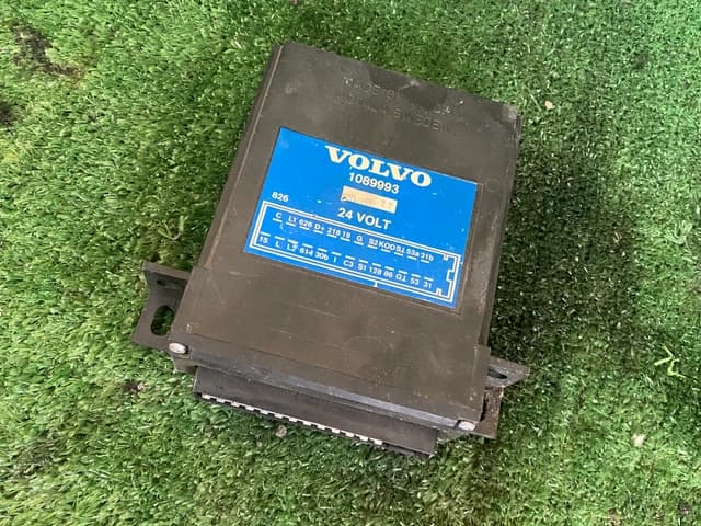 Блок электронный Volvo FL 1089993