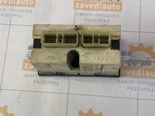 Дисплей информационный  Iveco