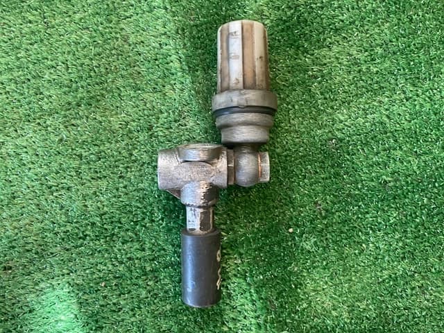 Насос подкачки Mercedes Benz Truck Axor 044001102