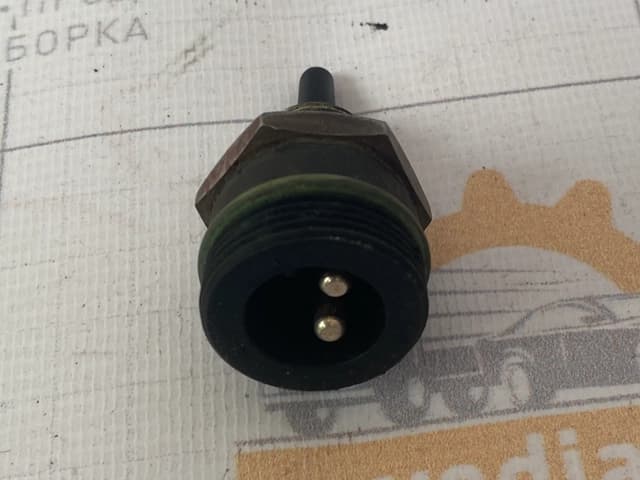Датчик температурный Iveco 98412656