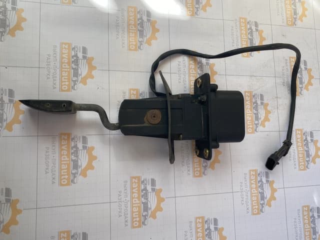 Педаль газа Iveco Eurotech