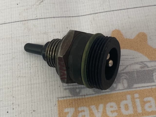 Датчик температурный Iveco 98412656