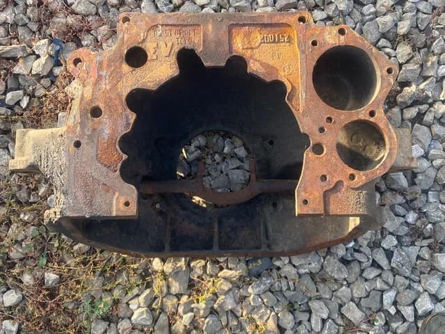 Кожух маховика