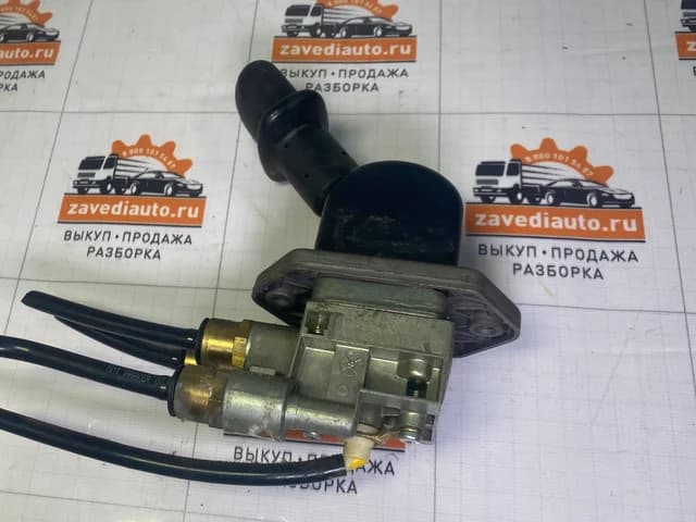 Кран ручного тормоза Renault Premium